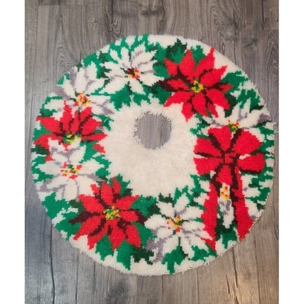 Vtg Latch Hook Christmas Tree Skirt Poinsettia 15" Completed Finished Xmas